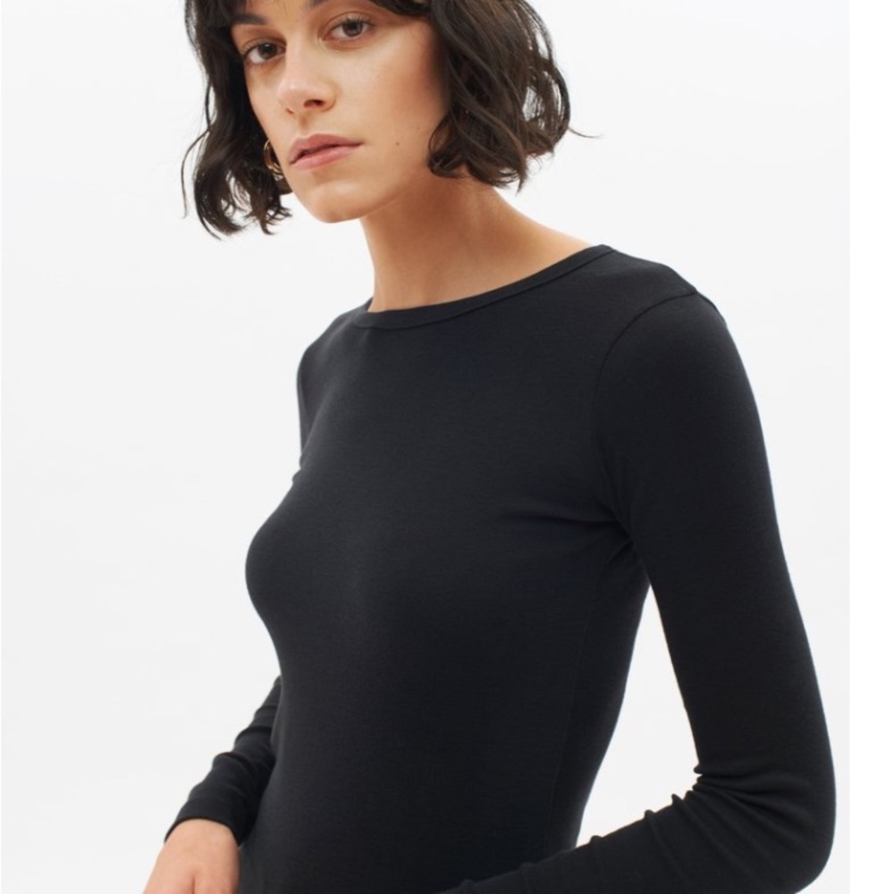 Kotn Fitted Longsleeve Tee Black